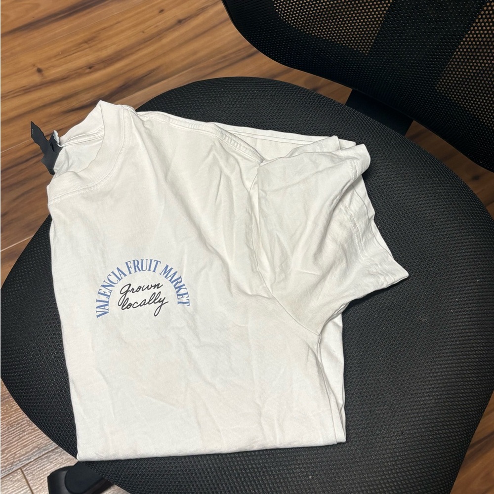 H&M Graphic White Tee